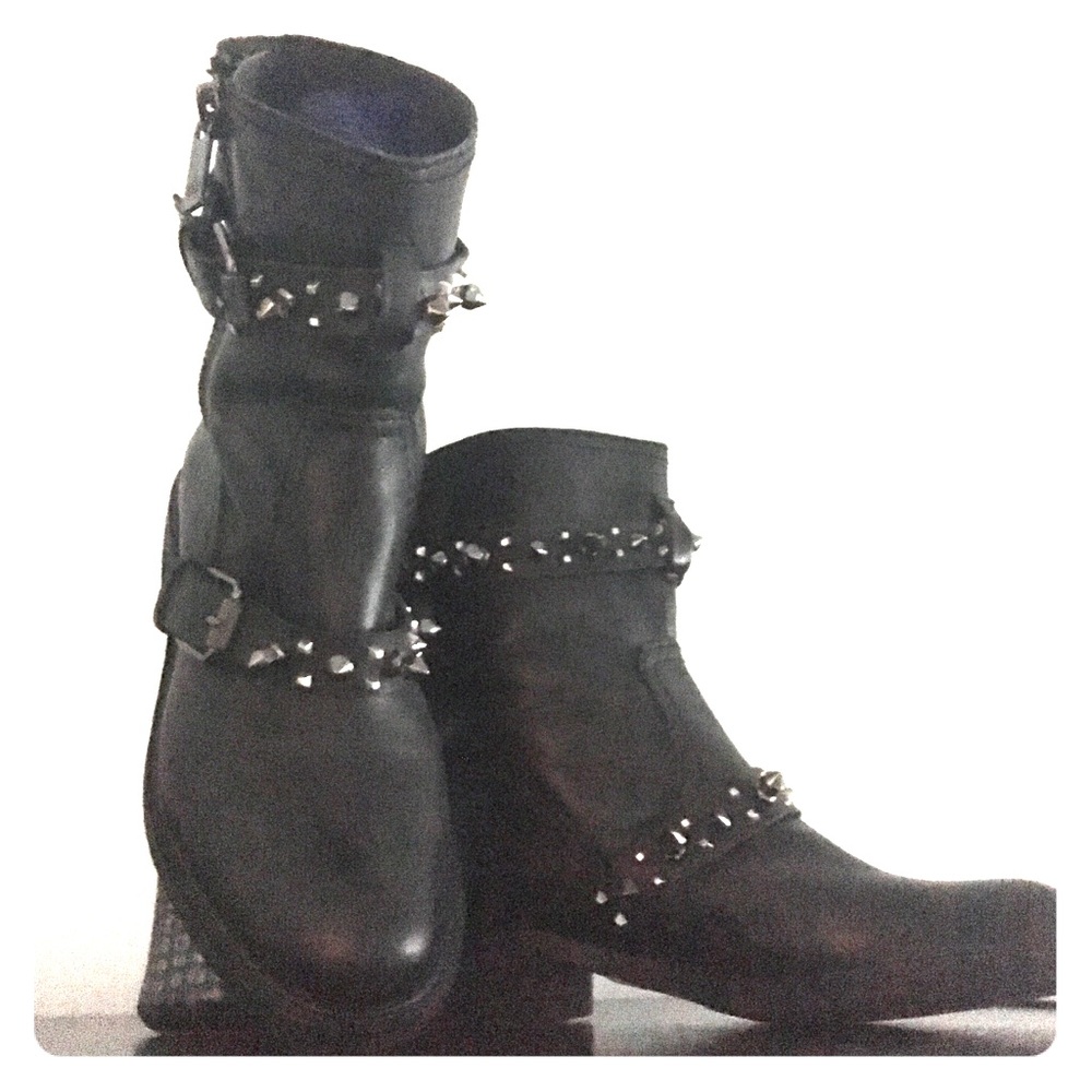 7.5 Sam Edelman Soft Leather Boots